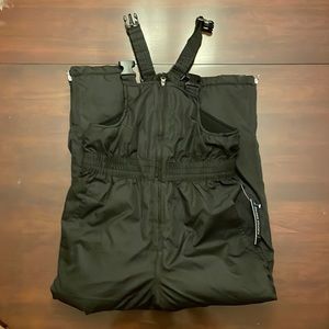Boy’s M (7/8) Snow Pants Black Never Worn w/ tags. MAKE AN OFFER. Faded Glory